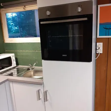 Chalet Le Chaleureux 1 à 4 Personnes Chalé Resteigne