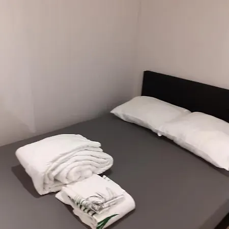 Chalé Chalet Le Chaleureux 1 à 4 Personnes